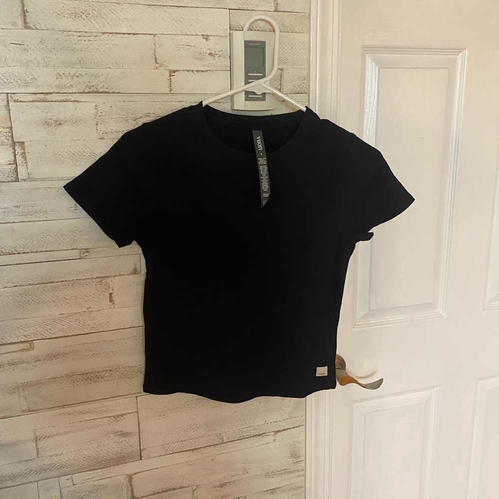 Vuori Mudra Fitted Tee
